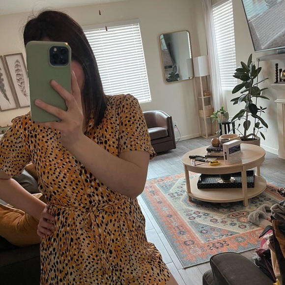 River Island| Animal Print Romper, Short Sleeve/Collard w Tie Waist•••NWT - Picture 14 of 16